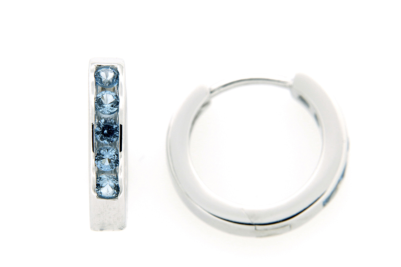 Creole, Ohrring in Silber 925 mit hellblauen Zirkonia